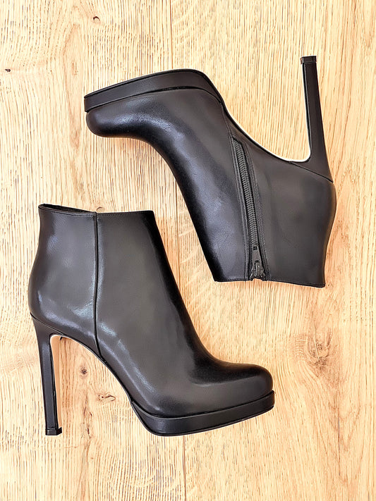 JIM BLACK LEATHER