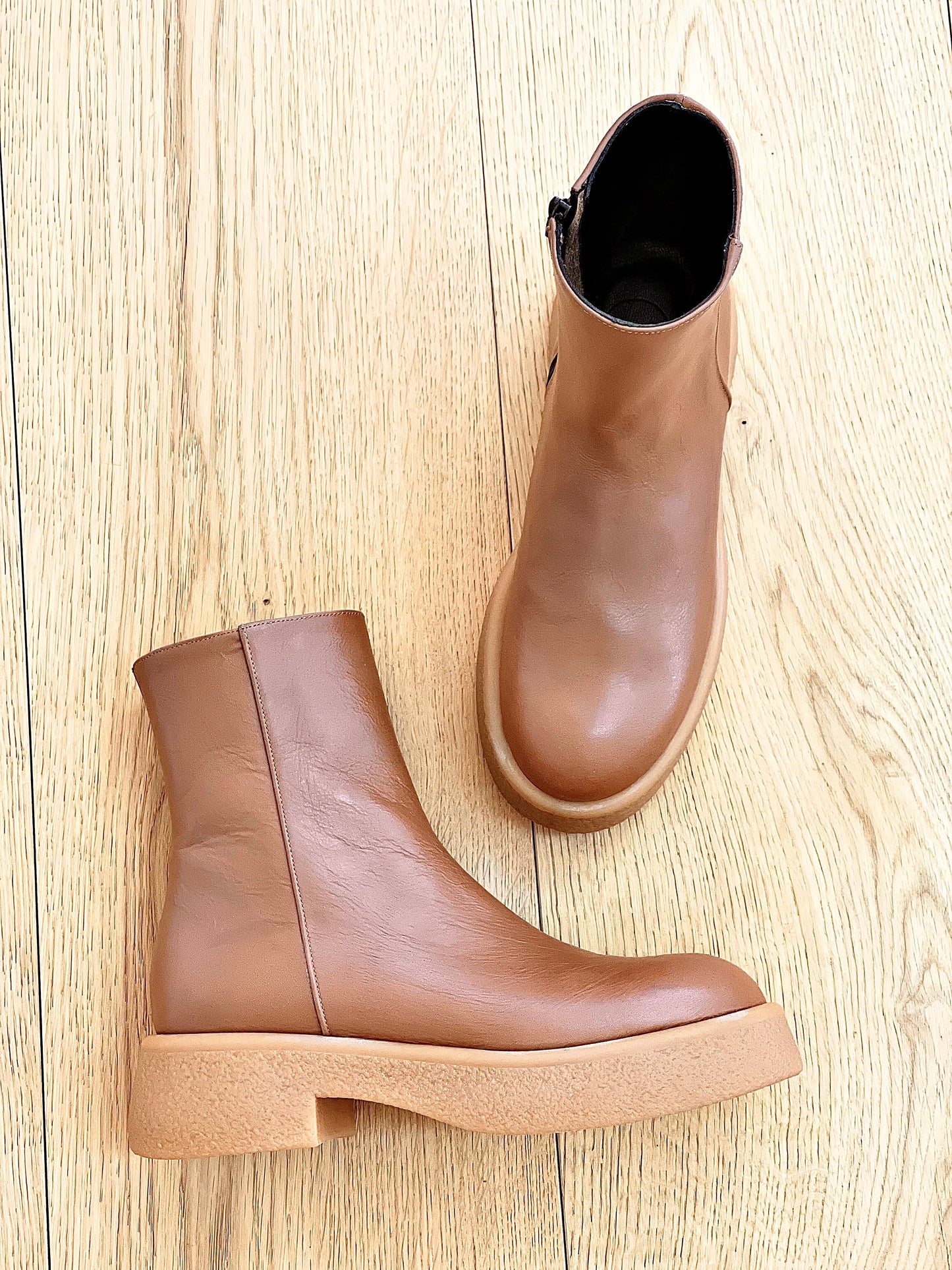 TRAVIS LEDER COGNAC