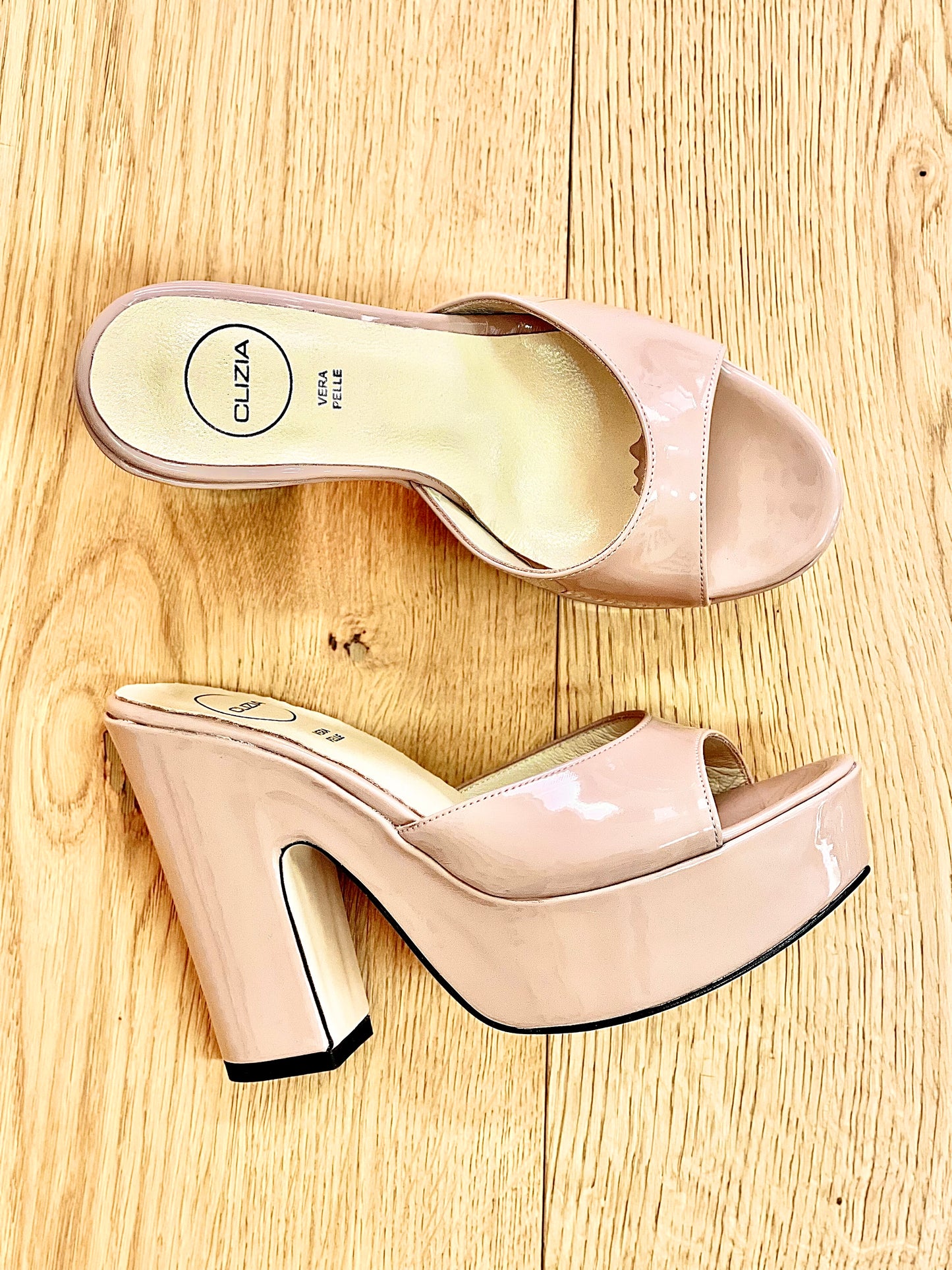 LIPSEY NUDE LACKLEDER