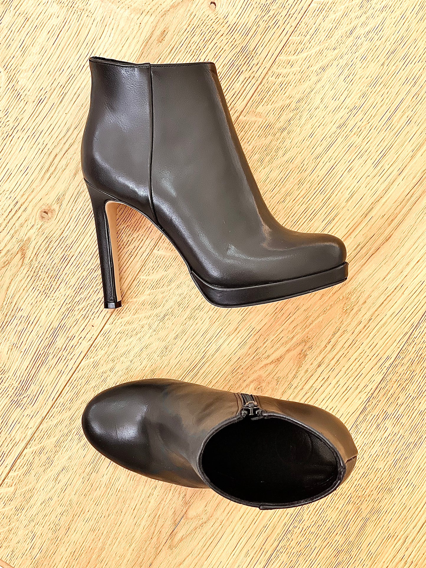 JIM BLACK LEATHER