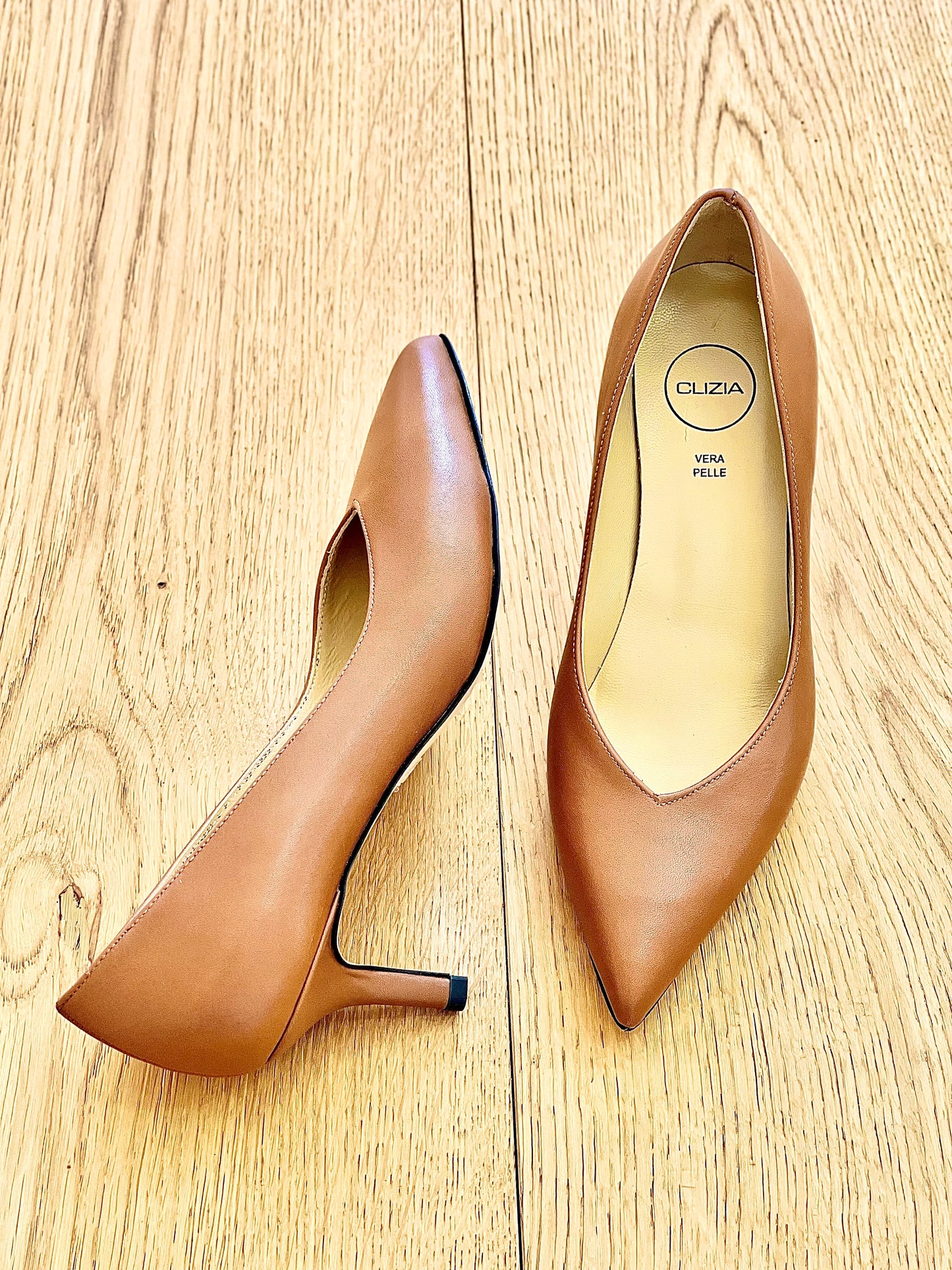 SUSAN COGNAC LEDER