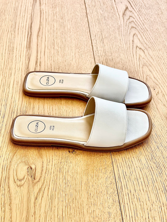 BAKU LEDER WEISS