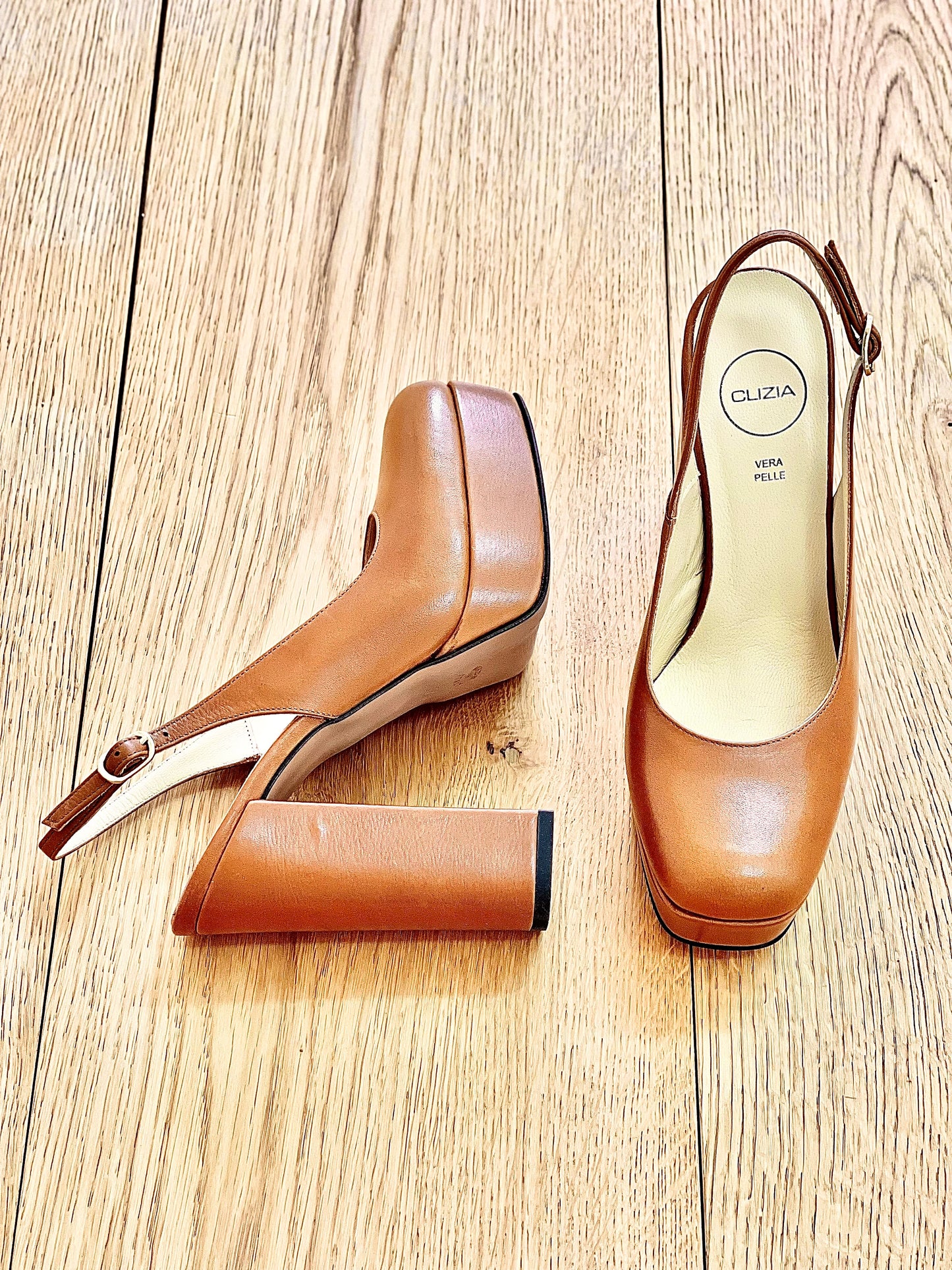 SHARON COGNAC LEDER