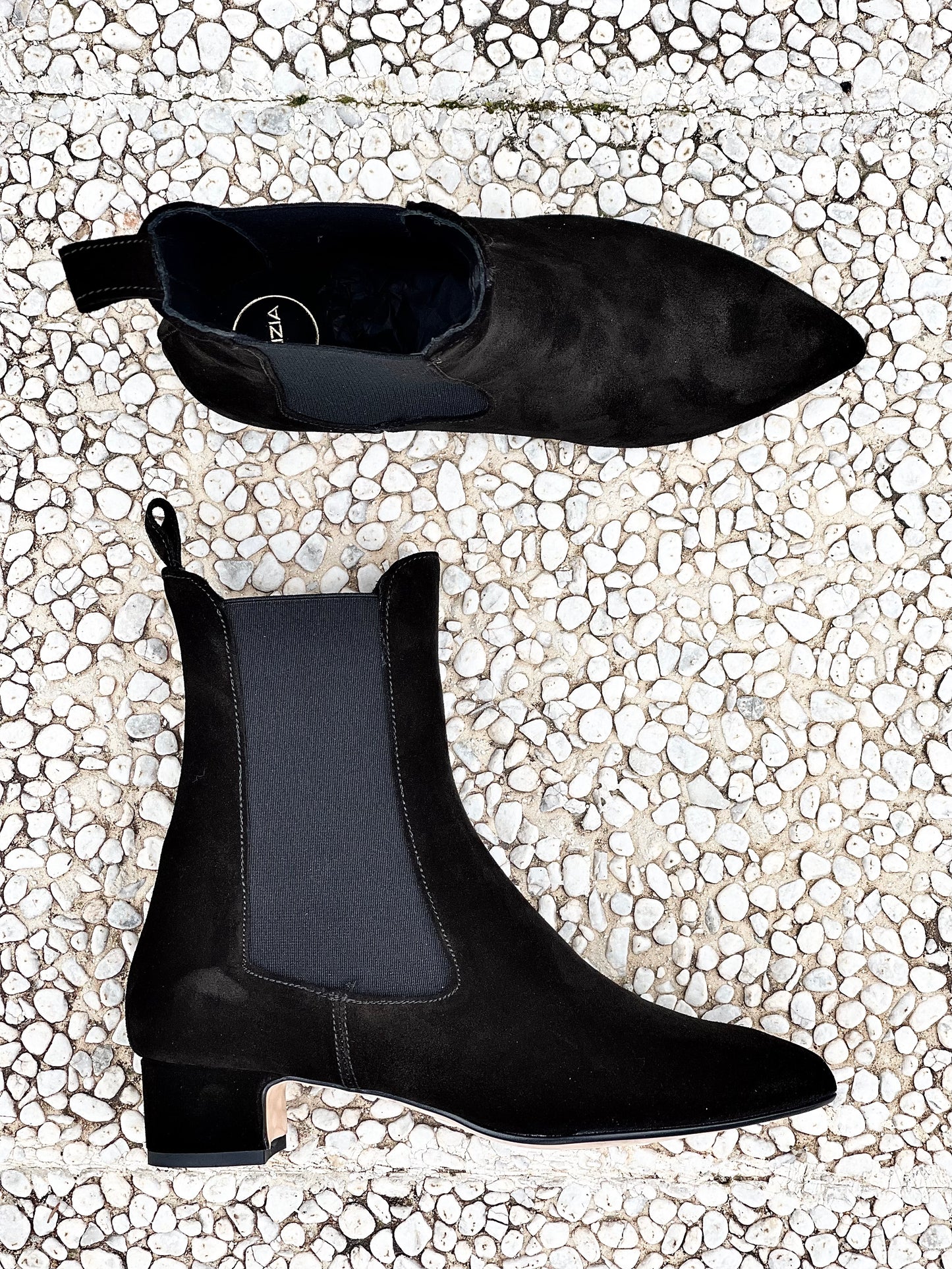 URBANES SCHWARZES WILDLEDER