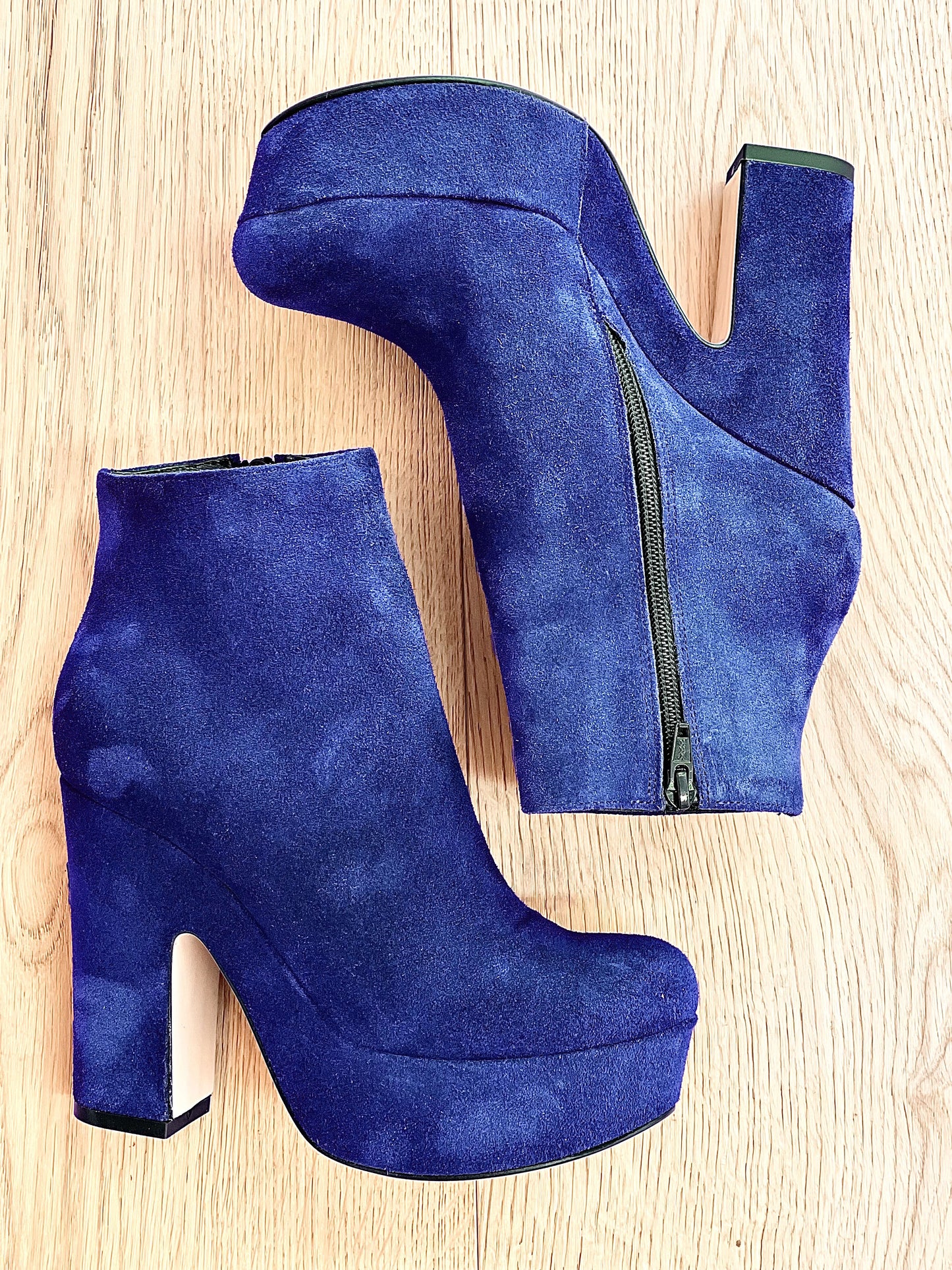 TURAN BLAU WILDLEDER