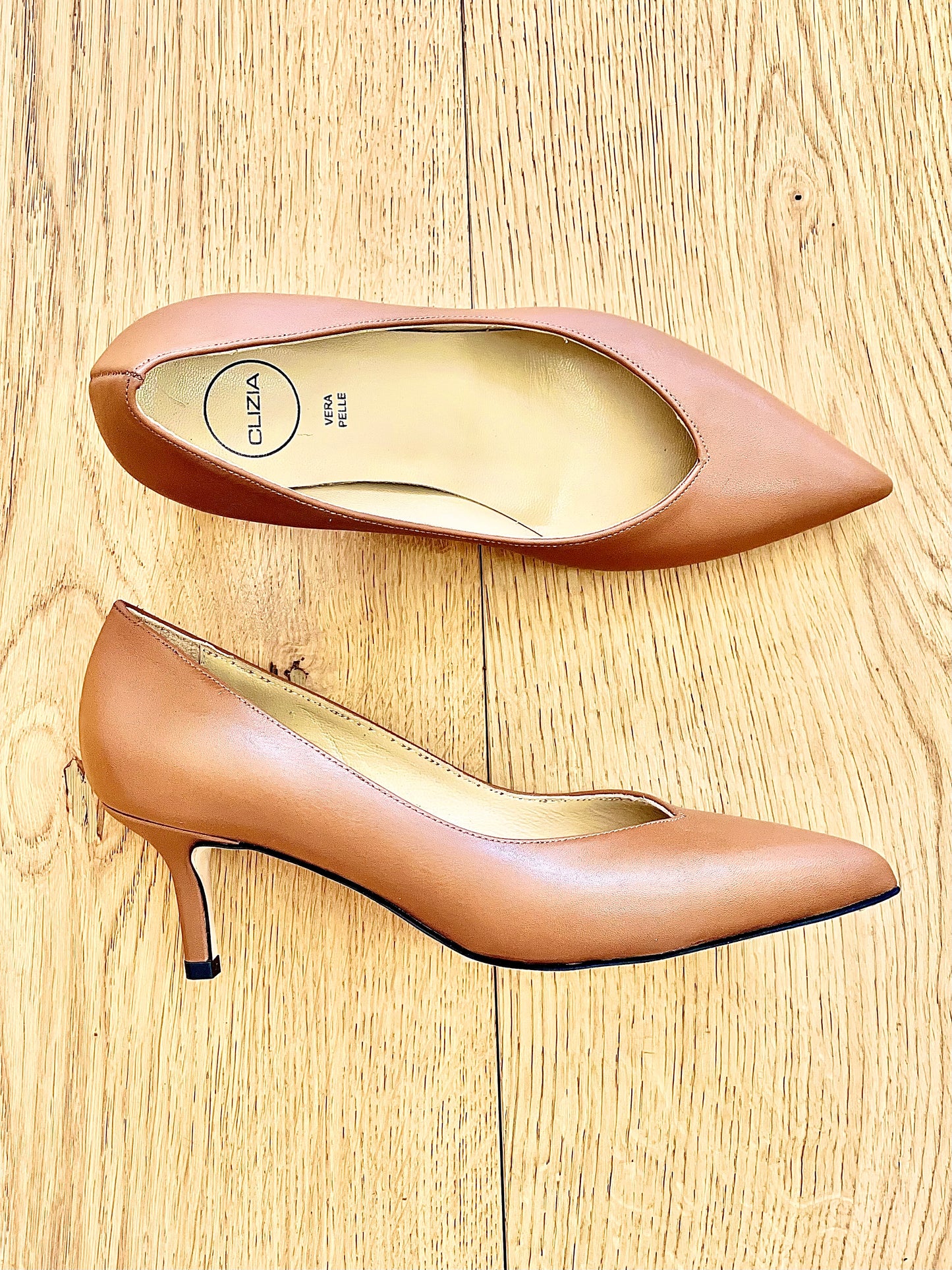 SUSAN COGNAC LEDER