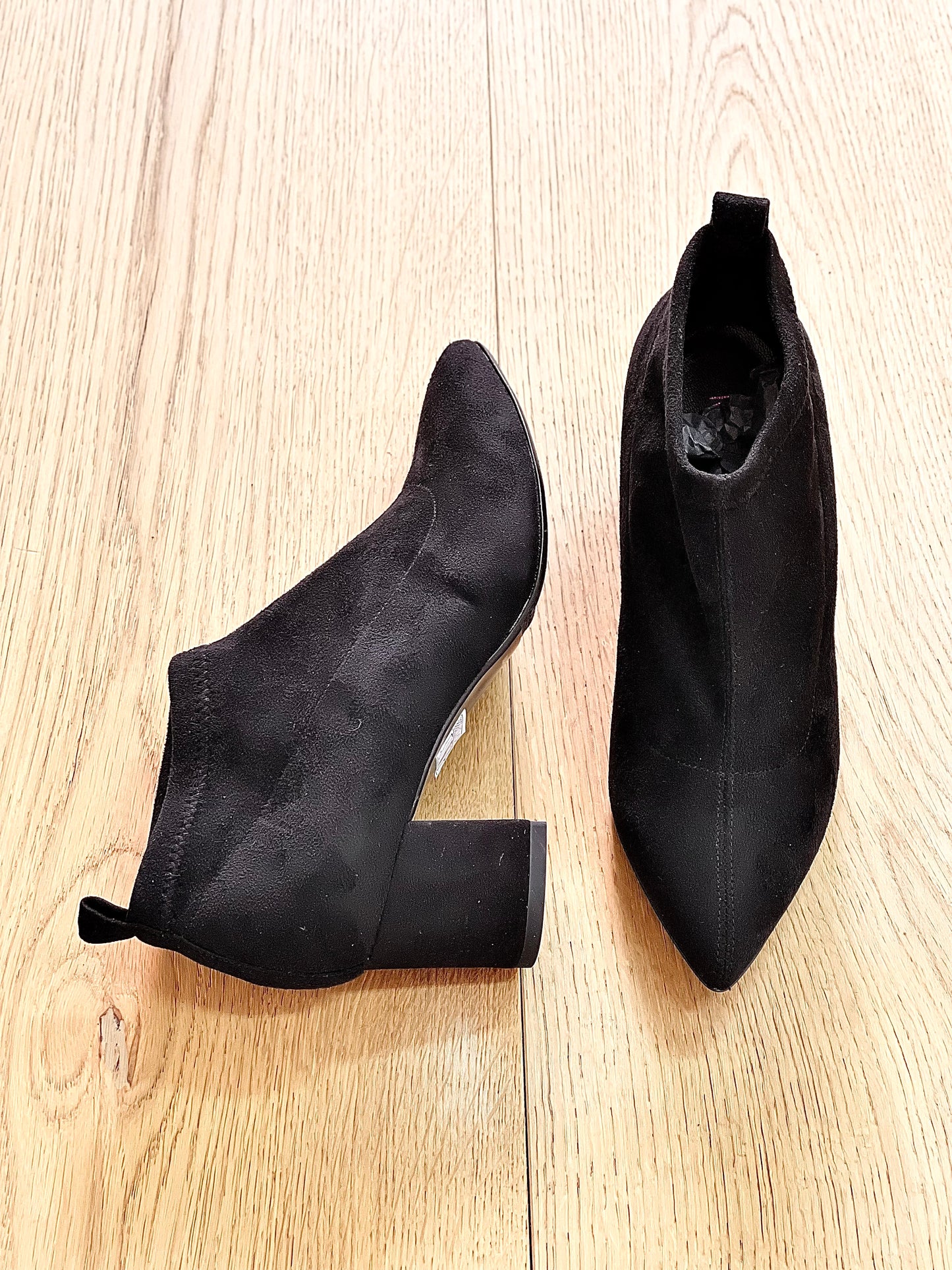 DEVA WILDLEDER SCHWARZ