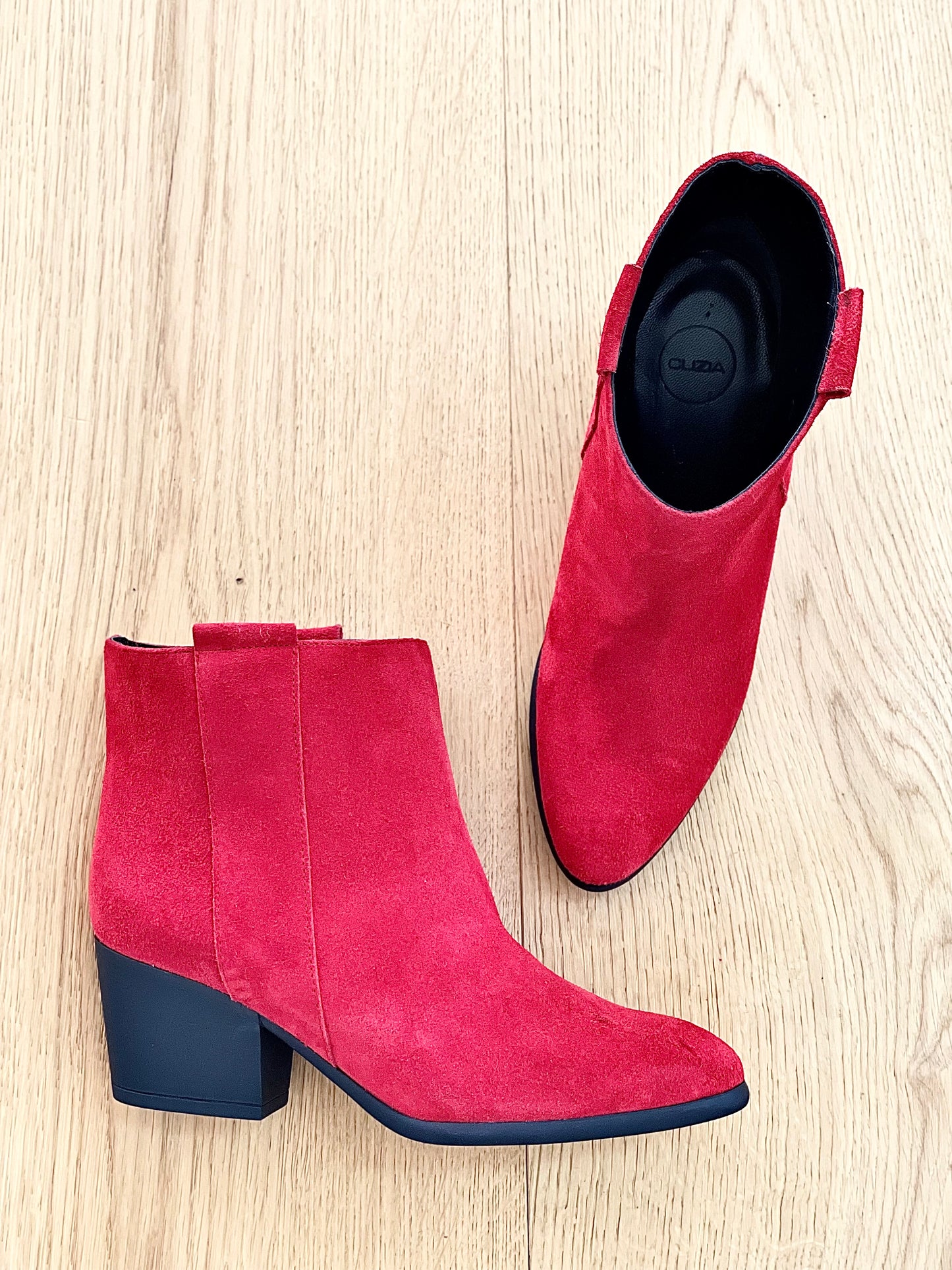 TESSA AUS ROTEM WILDLEDER
