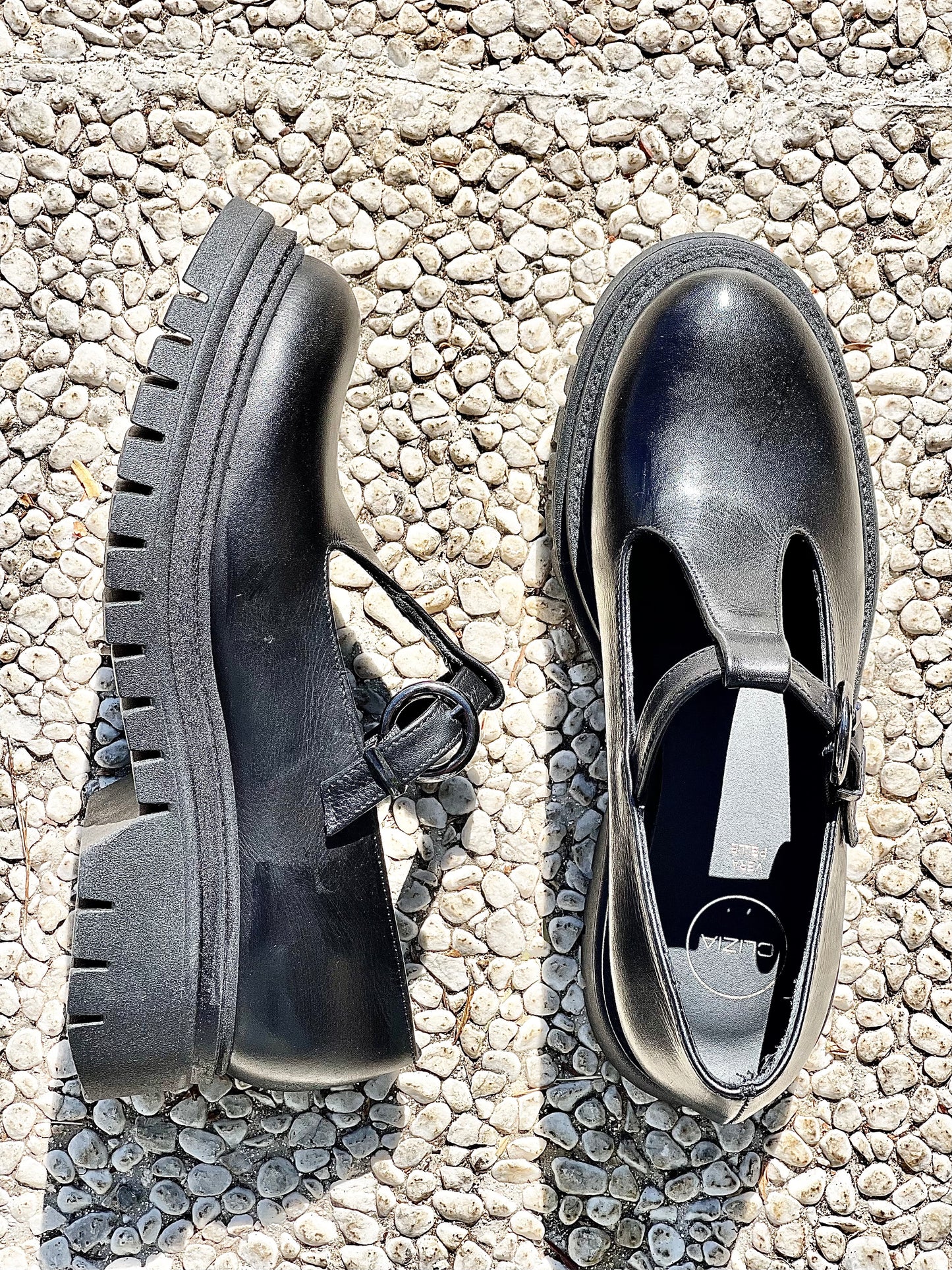 ΜΑΥΡΟ ΠΕΝΝΥ