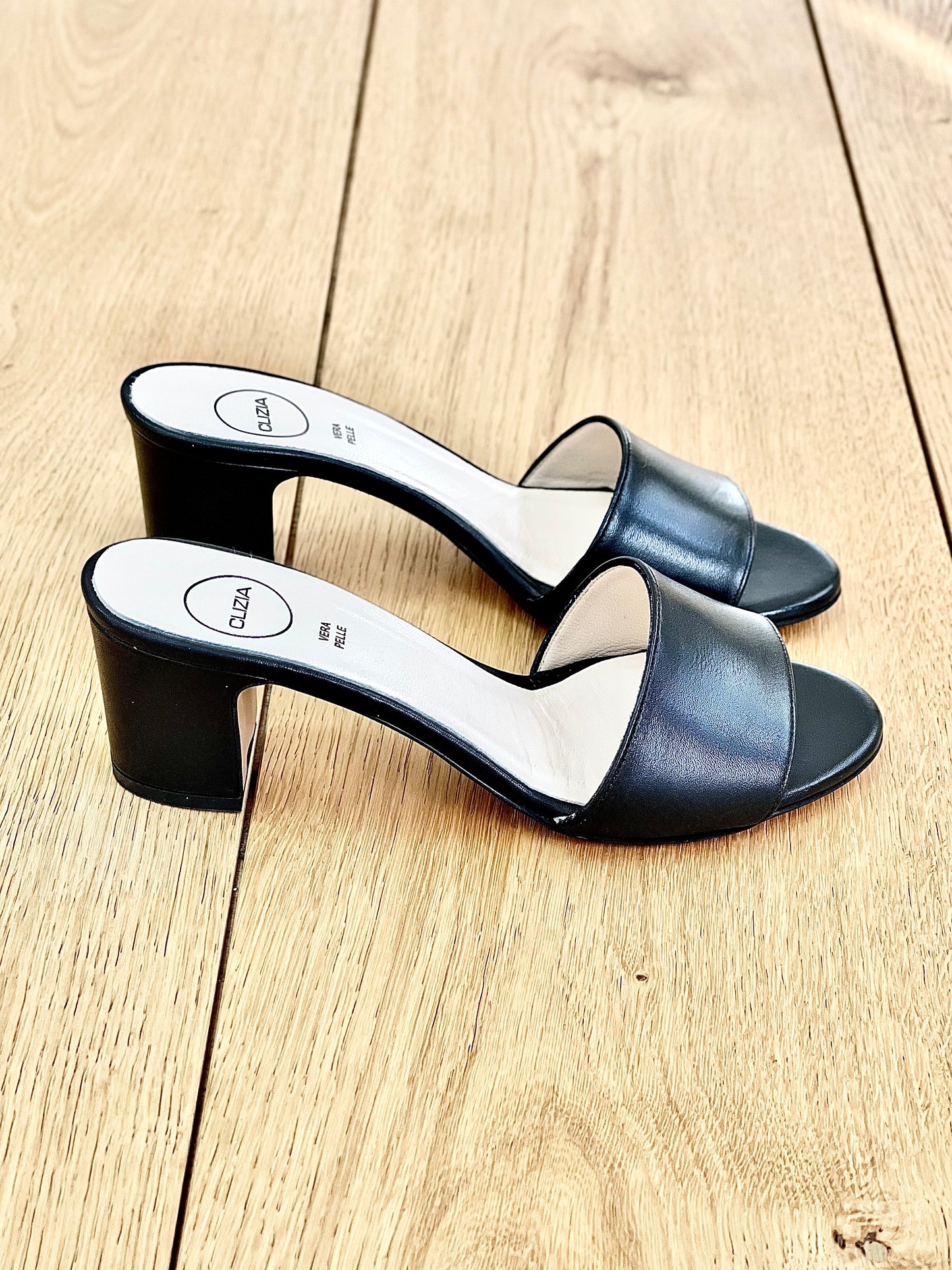 ΜΑΥΡΗ ΖΑΧΑΡΗ