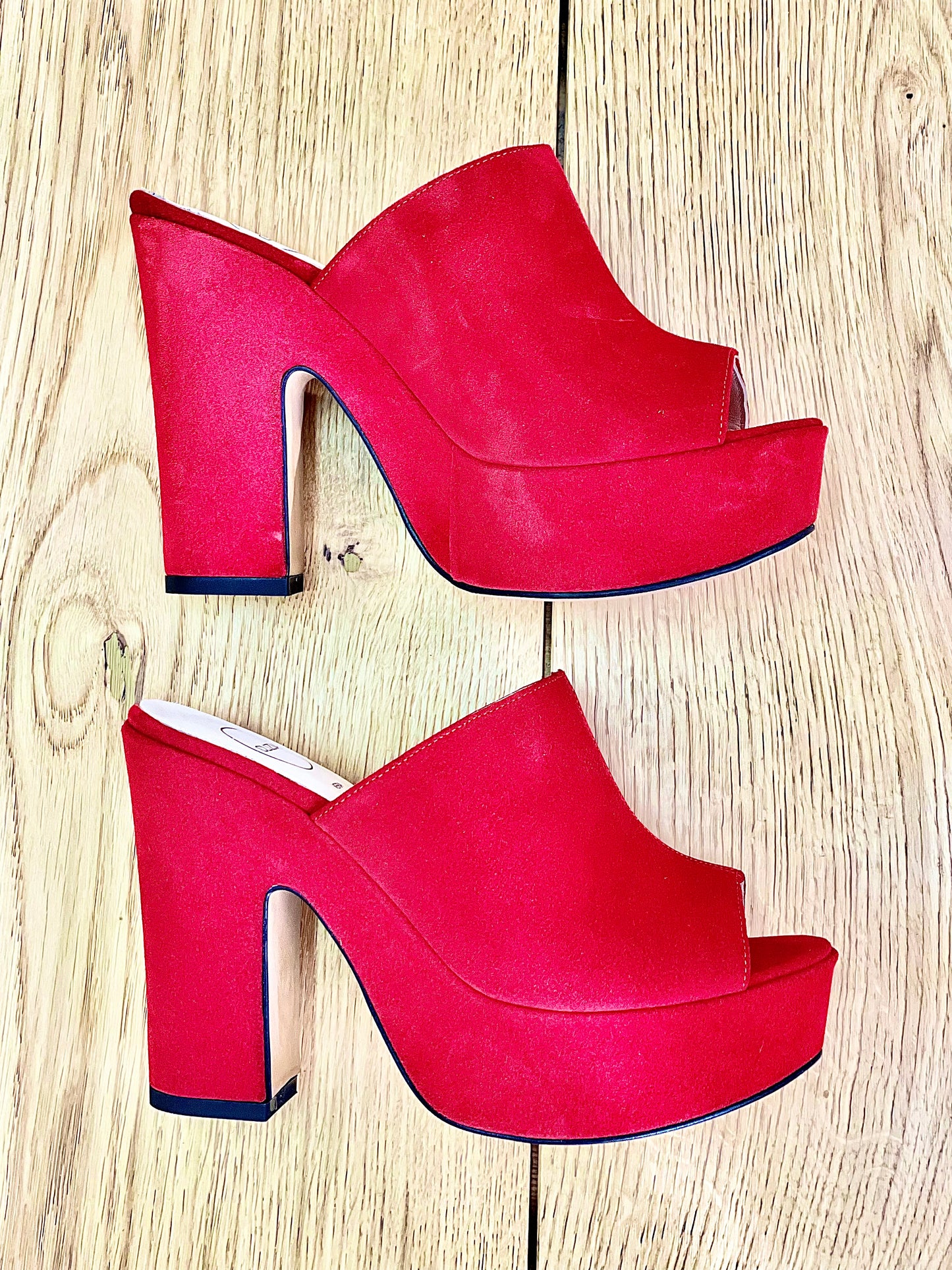 ΜΠΑΝΓΚΟΚ ΚΟΚΚΙΝΟ ΣΑΜΠΟΥΑΝ