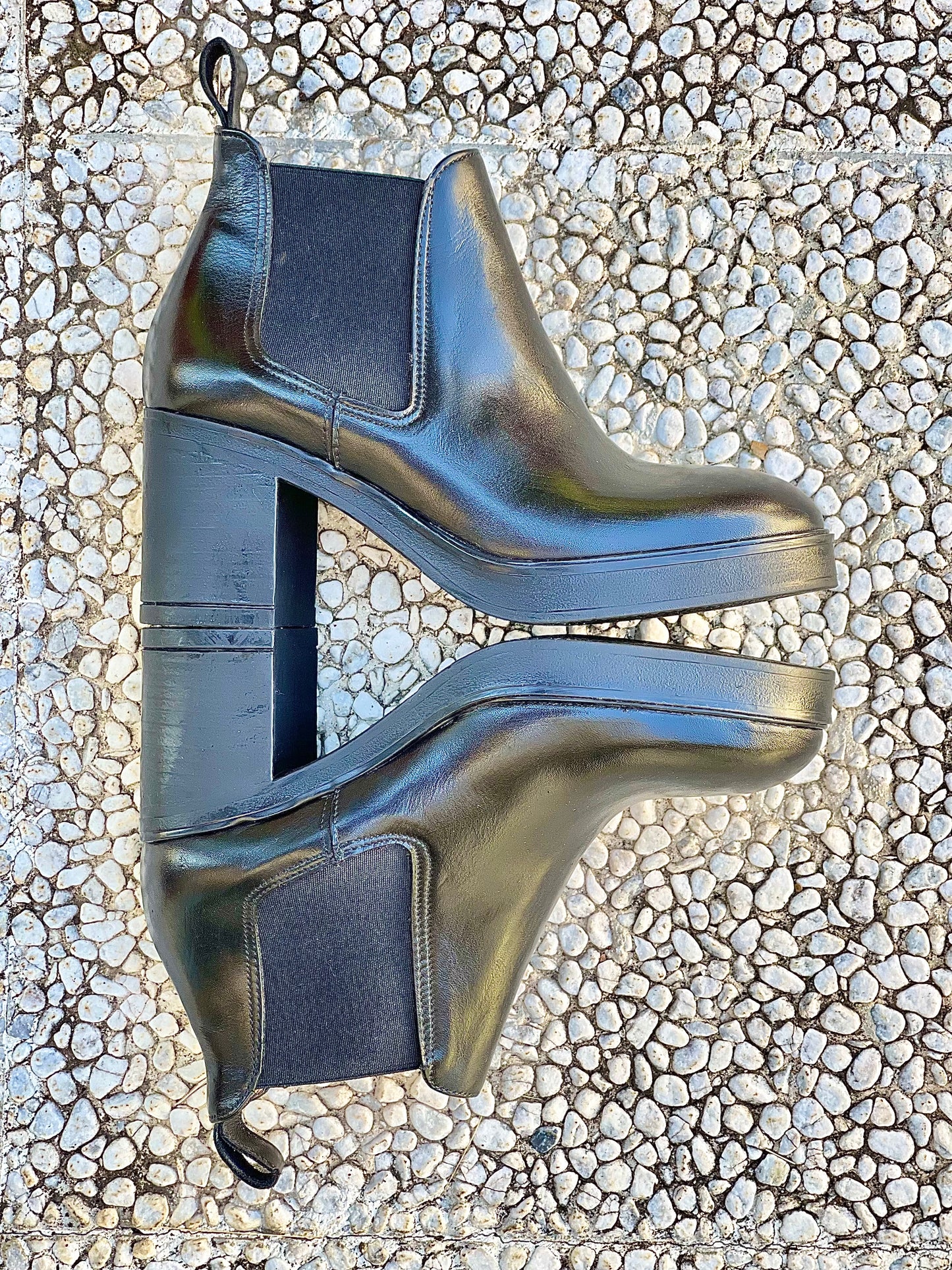 ΜΑΥΡΟ ΖΑΪΡΑ