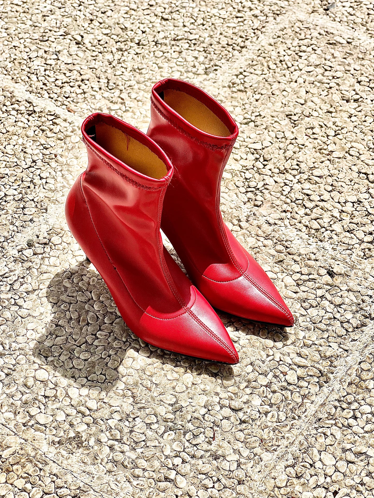 ΓΙΟΥΛΙΑ ΡΟΣΟ