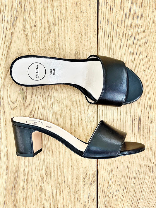 ΜΑΥΡΗ ΖΑΧΑΡΗ