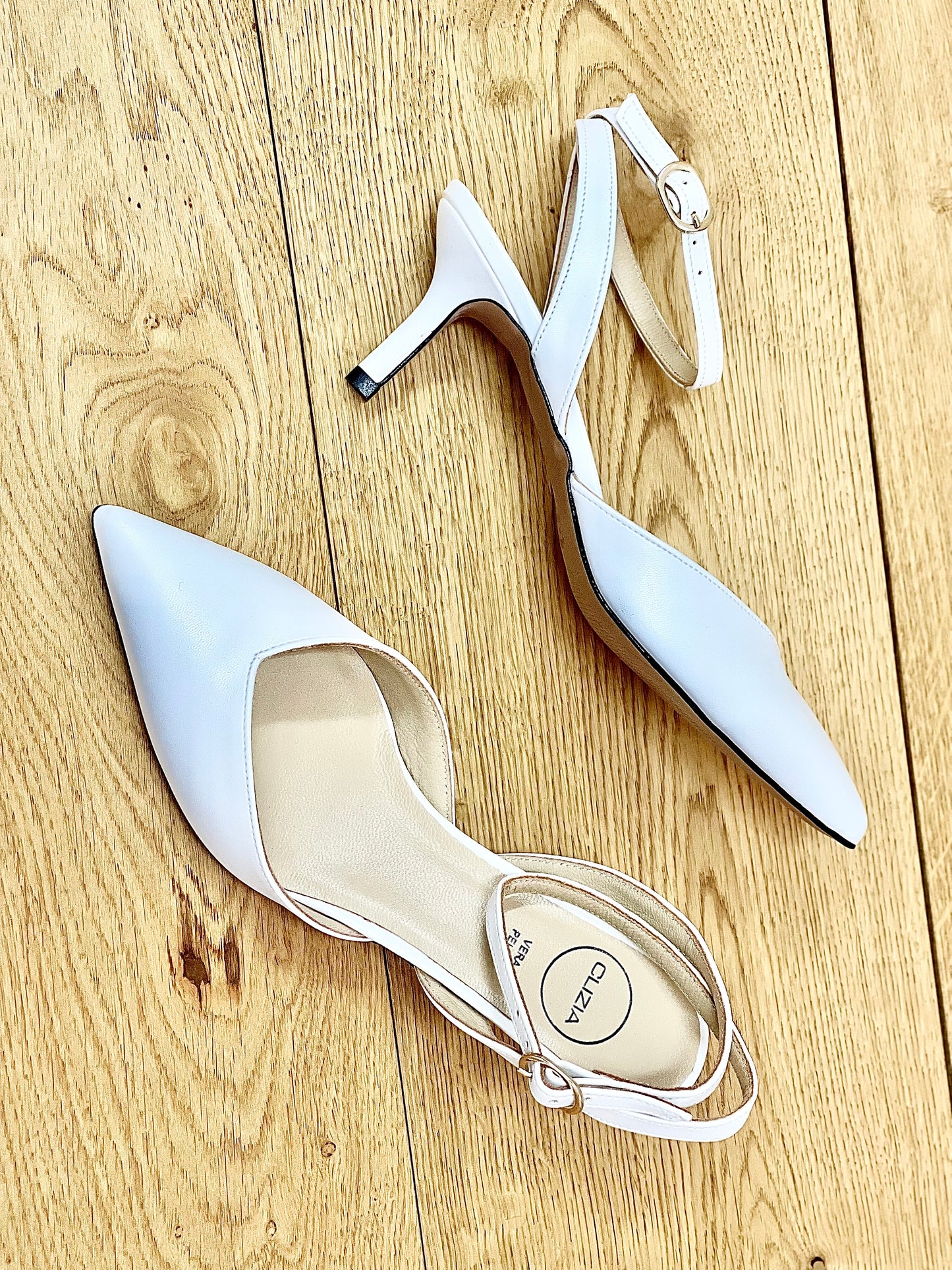 ΜΑΡΓΑΡΕΤΑ ΛΕΥΚΗ