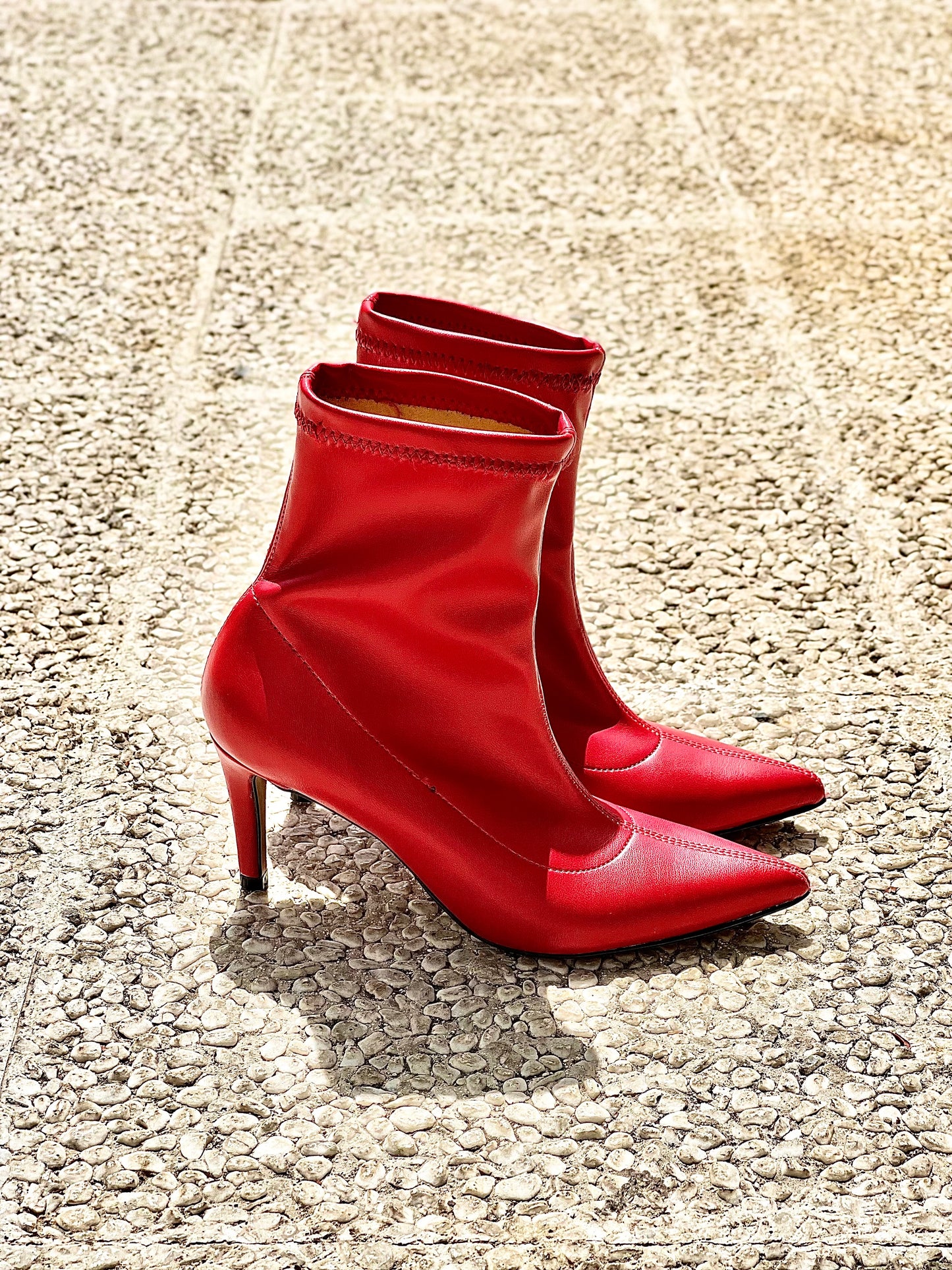 ΓΙΟΥΛΙΑ ΡΟΣΟ