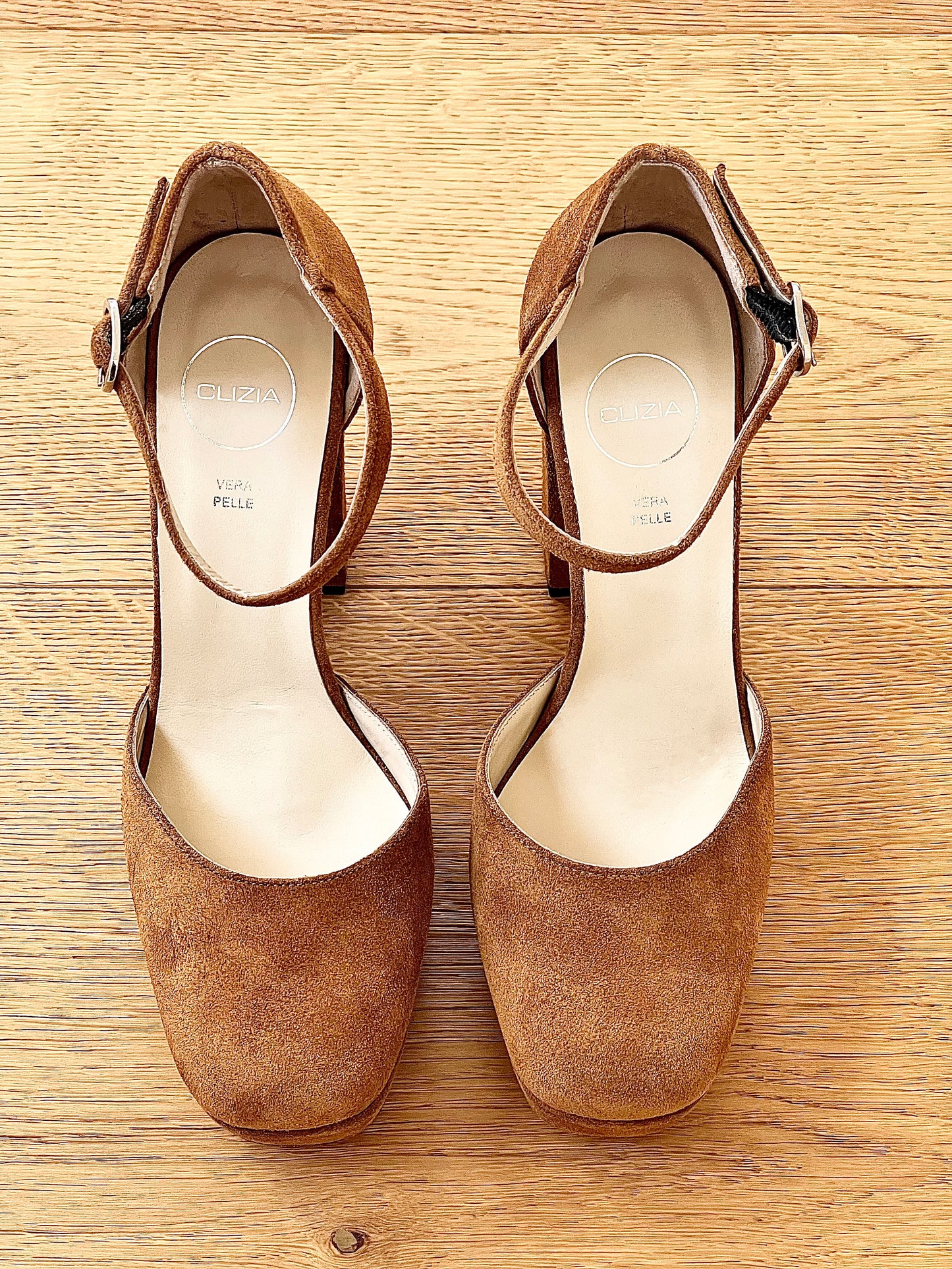 IKO SUEDE LEATHER