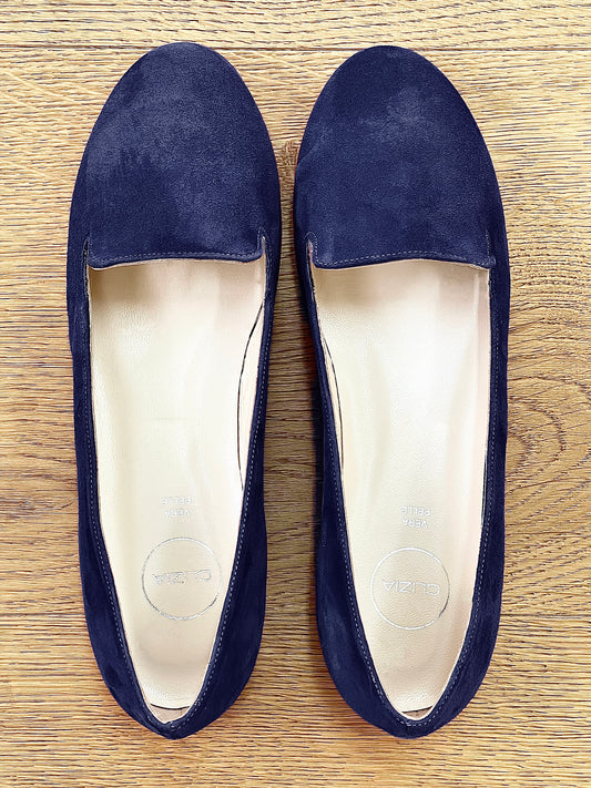 BLUE SUEDE DOLORES