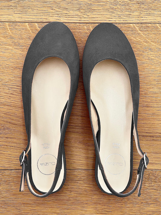 MAGGIE GRAY SUEDE