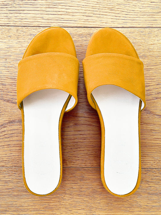 ARON YELLOW SUEDE