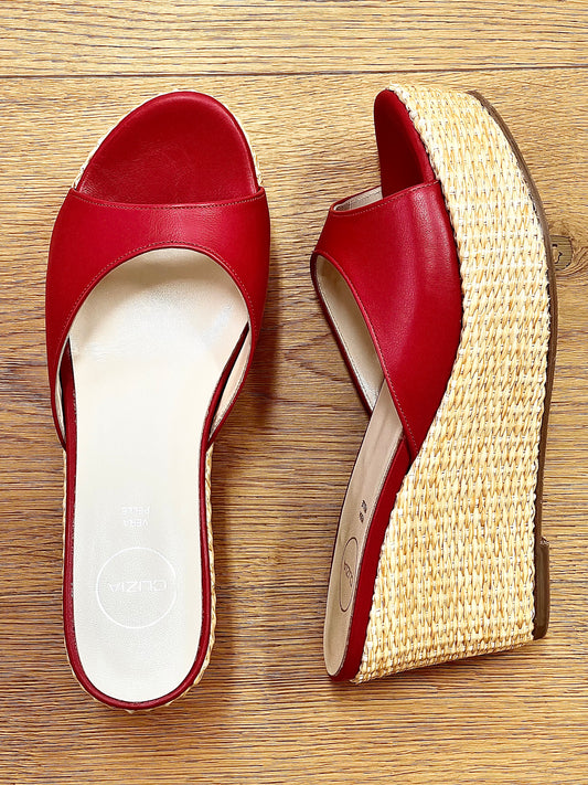 VENUS RED