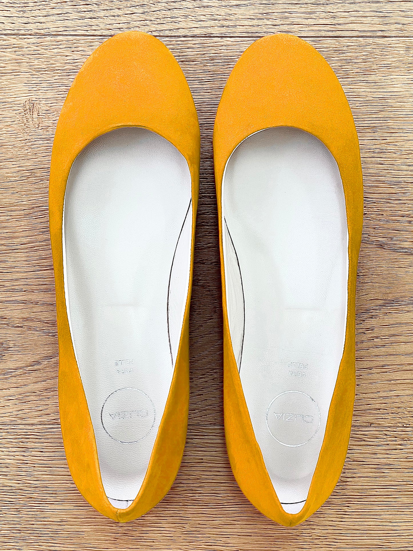 NOA OCHRE SUEDE