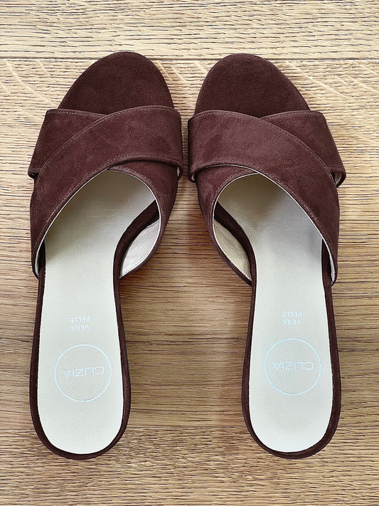 BROWN SUEDE ZURI