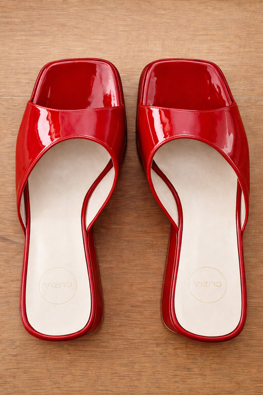 YUNA RED VARNISH