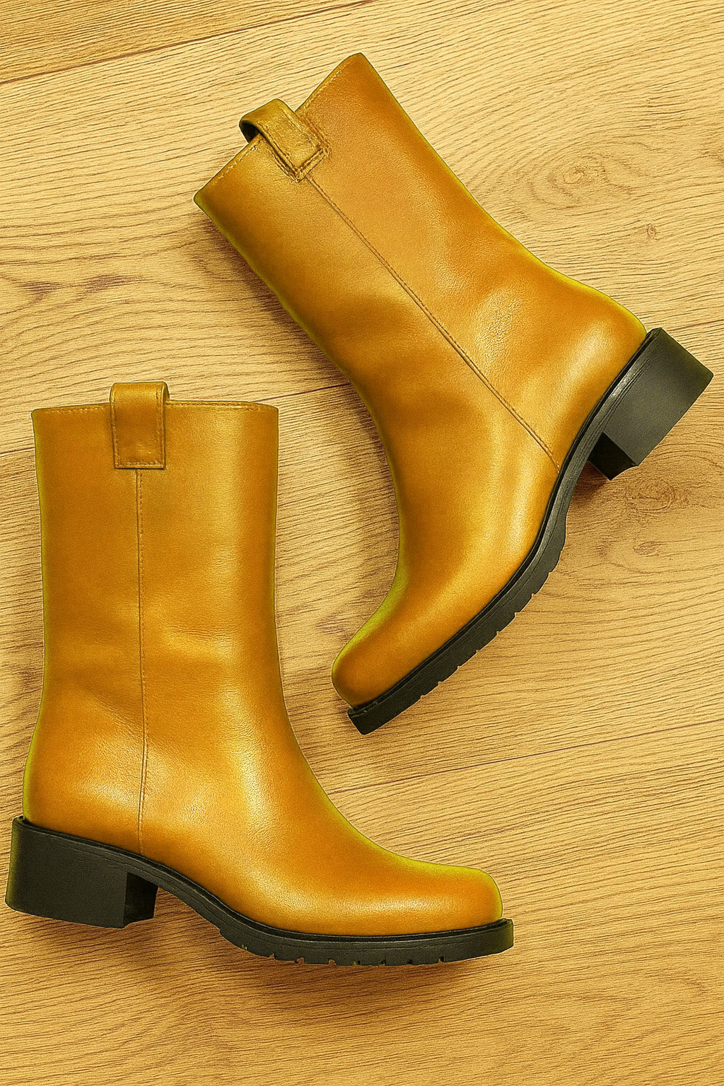 OCHRE LEATHER ATLAS