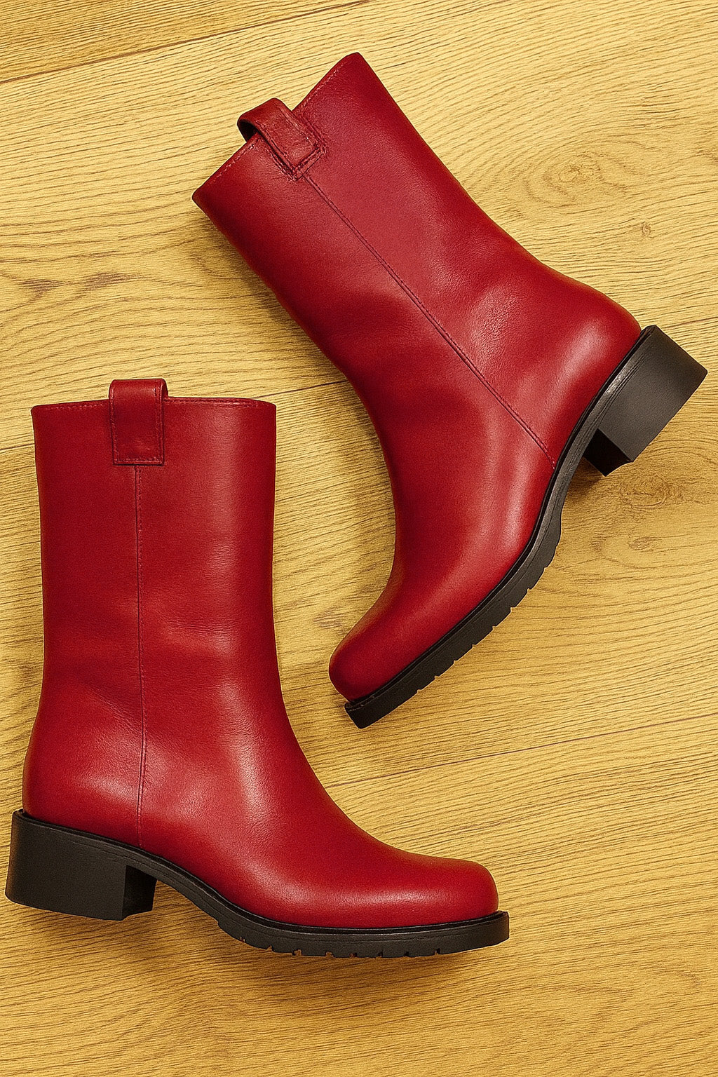 RED LEATHER ATLAS