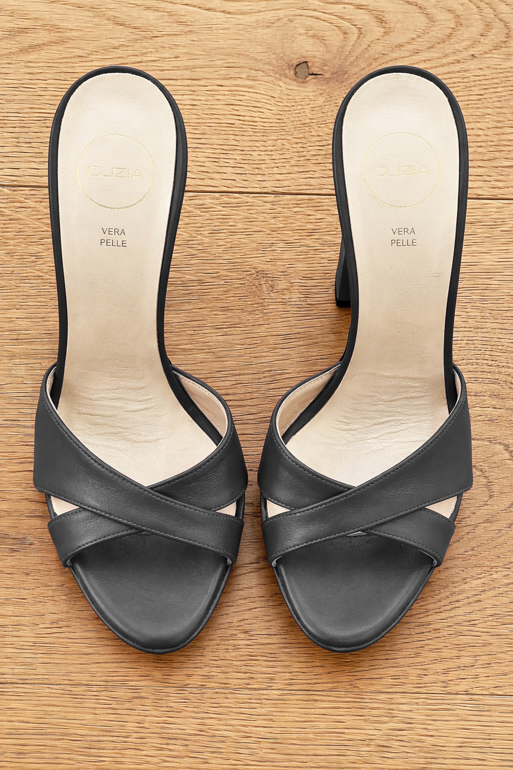 GAEL LEATHER GREY