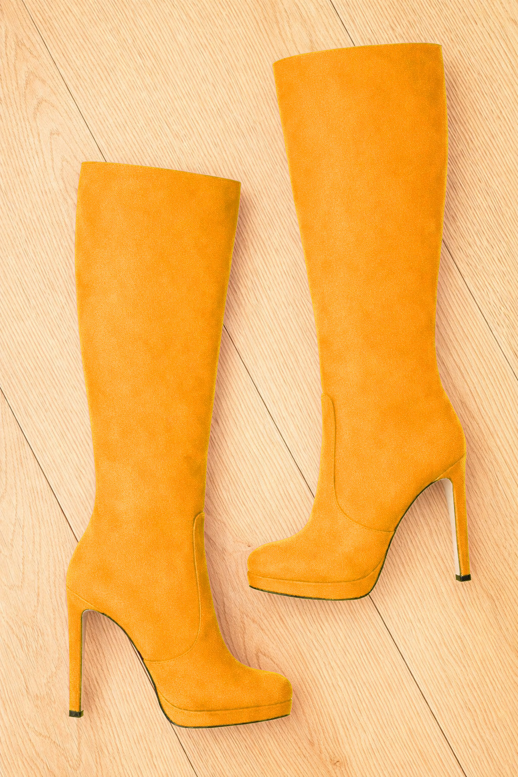 PRAGUE SUEDE OCHRE