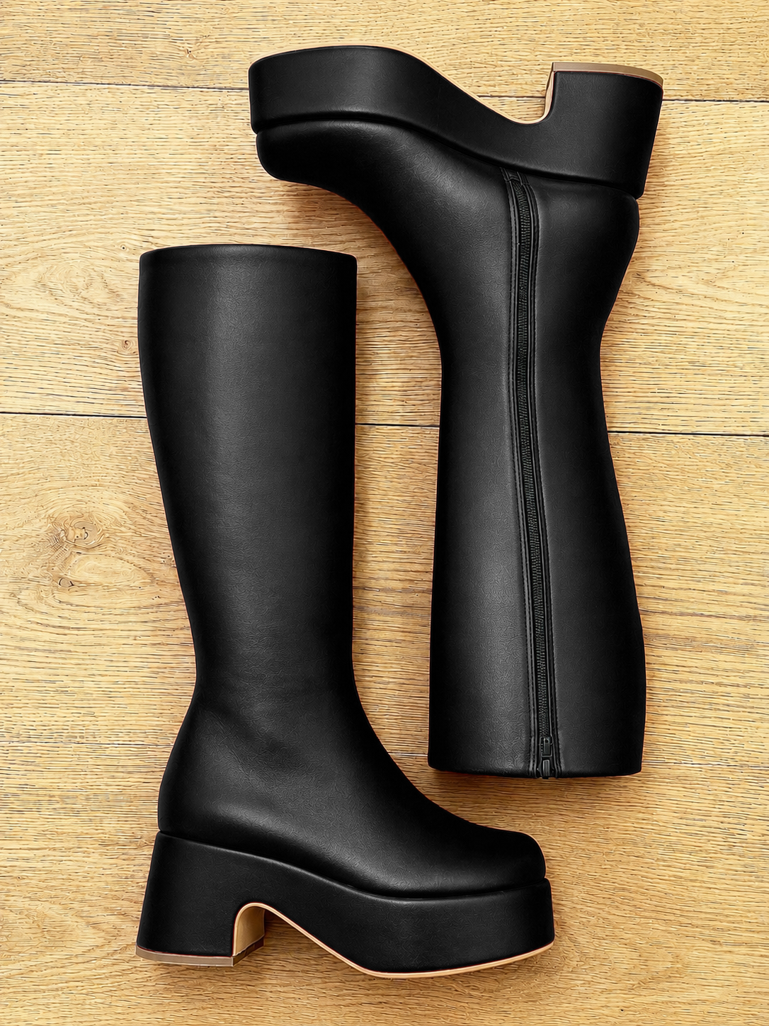 CLARK BLACK LEATHER