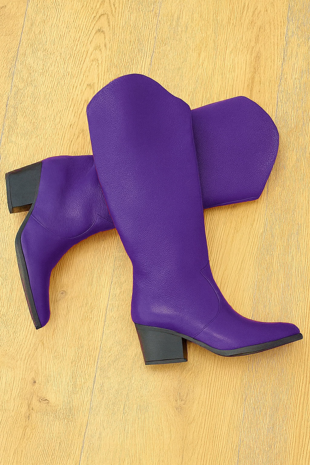 ARIEL PURPLE LEATHER