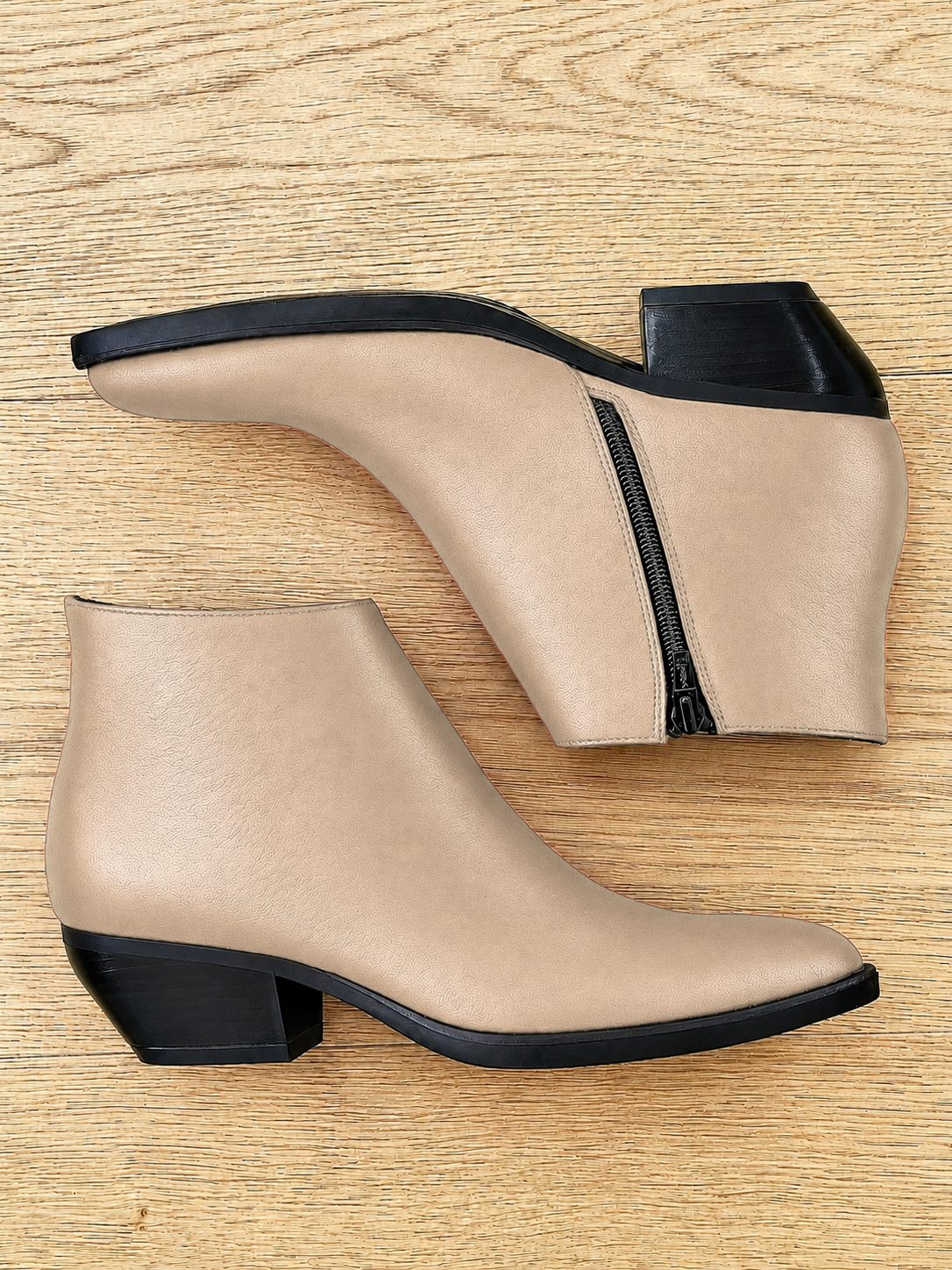 DANIEL TAUPE LEATHER