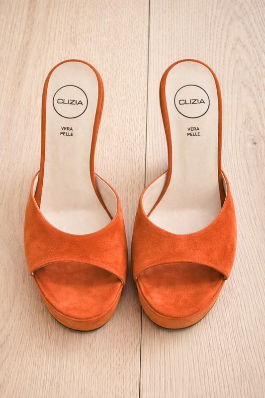 LIPSEY ORANGE SUEDE