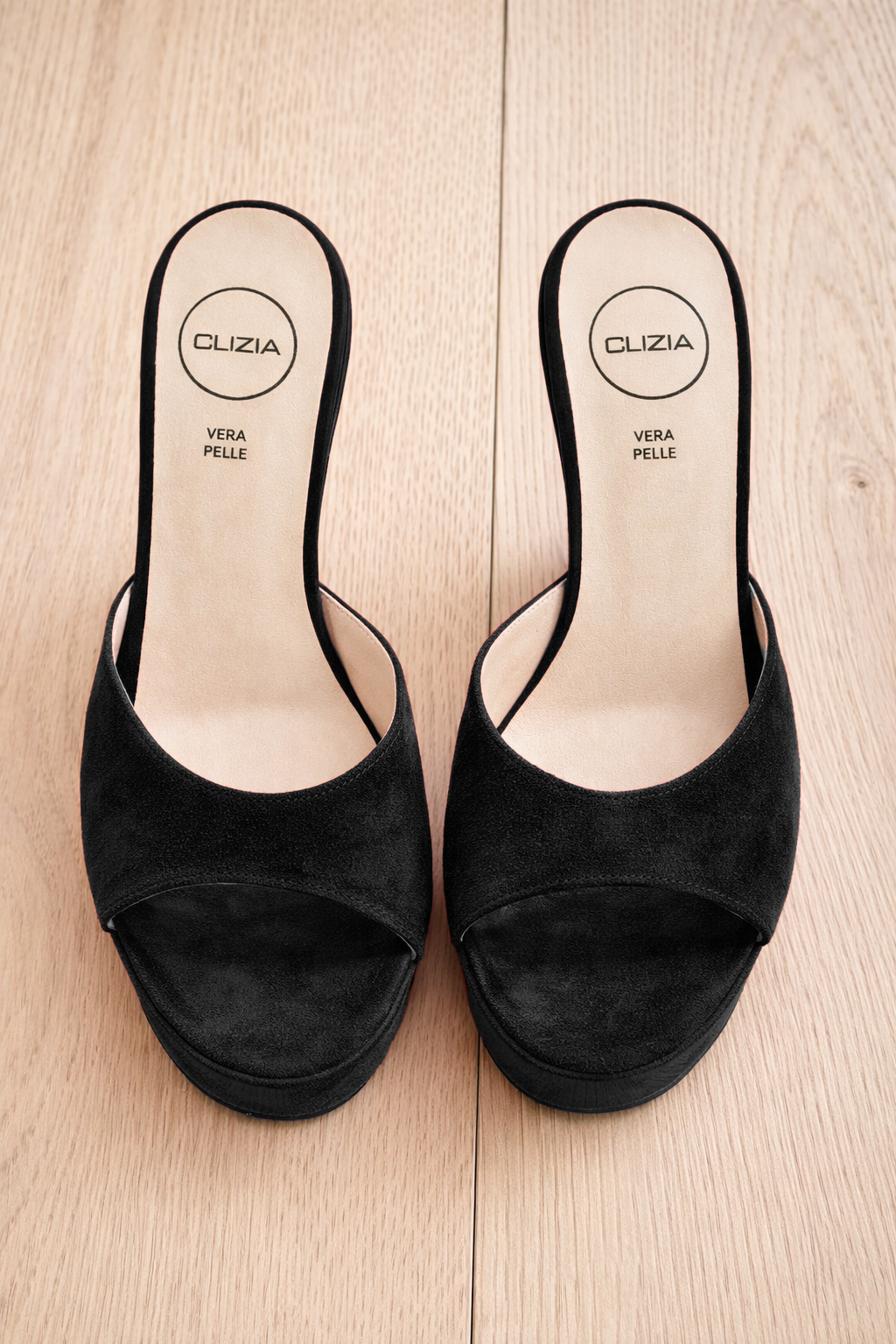 LIPSEY BLACK SUEDE