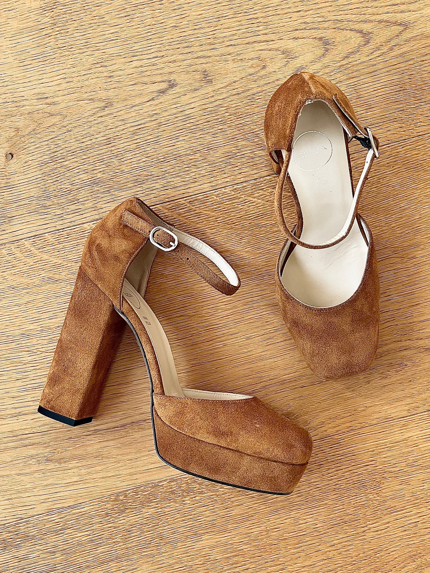 IKO SUEDE LEATHER