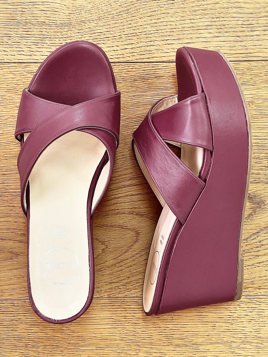 DAGO BURGUNDY LEATHER
