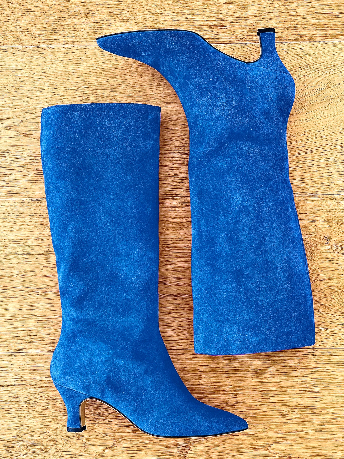 MAGELLAN BLUE SUEDE