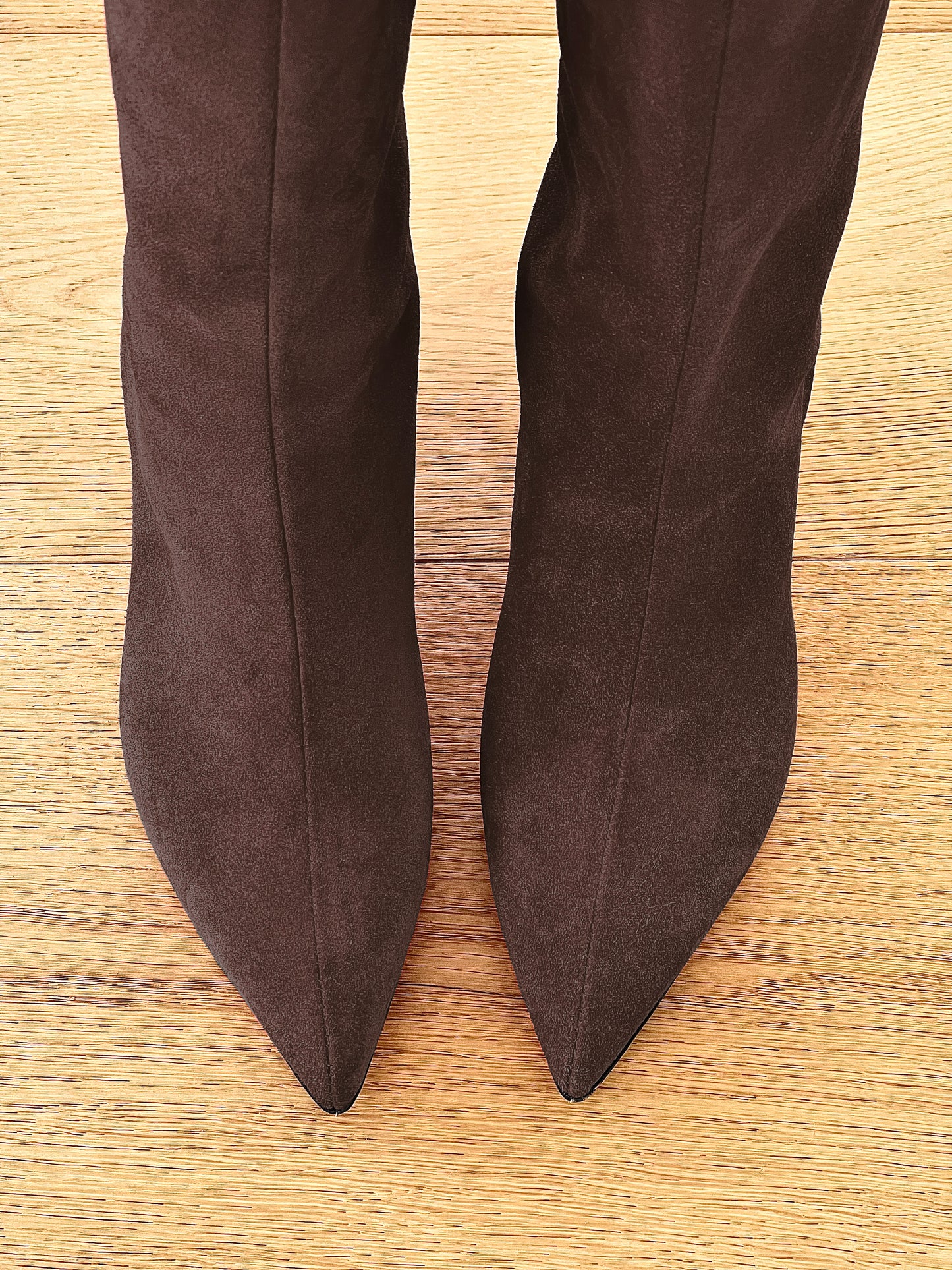 BROWN SUEDE MAGELLAN