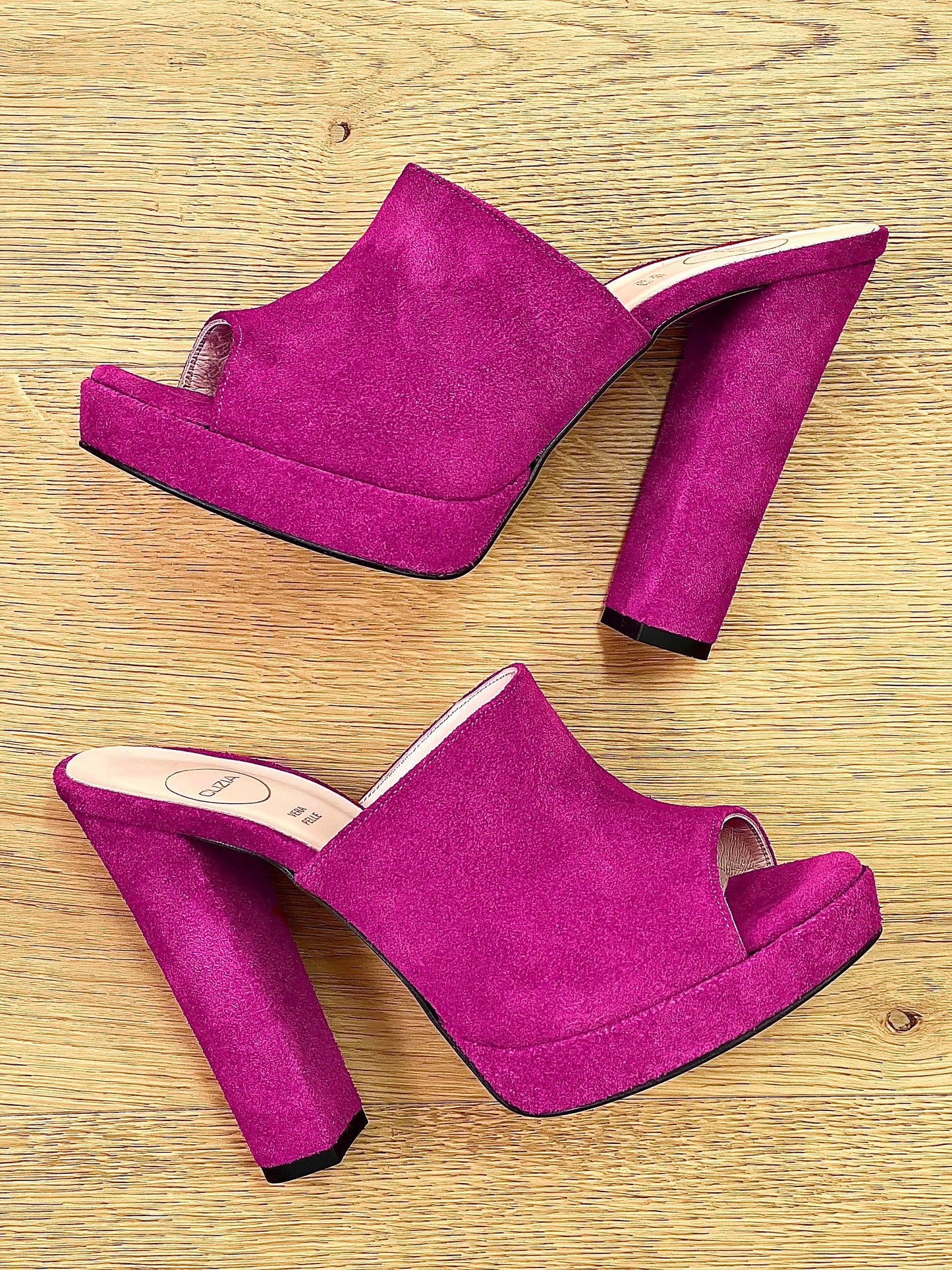 LEWIS SUEDE FUCHSIA