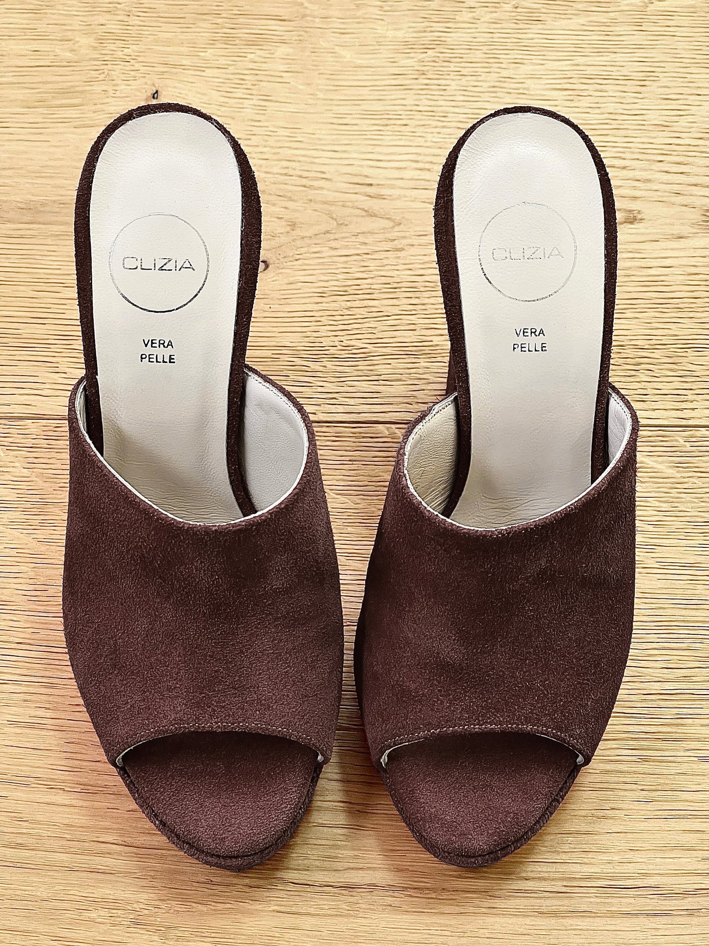 BROWN SUEDE LEWIS