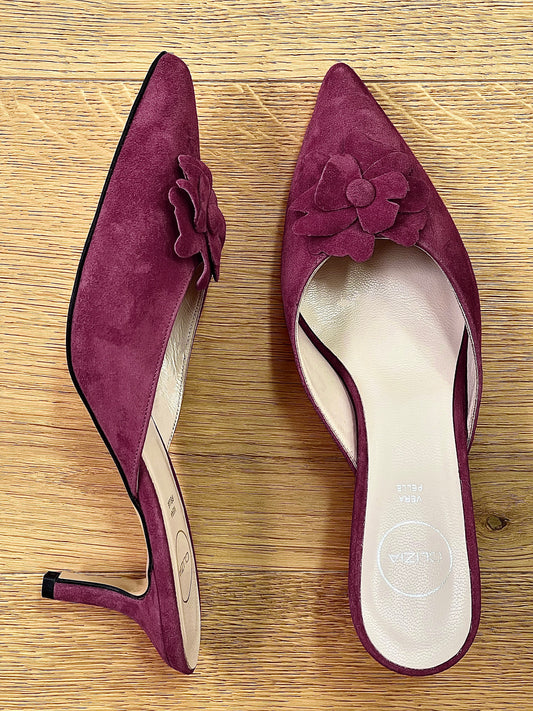 BURGUNDY SUEDE VINCA