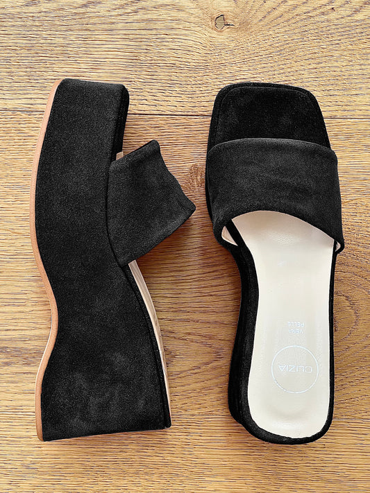 CONNIE BLACK SUEDE