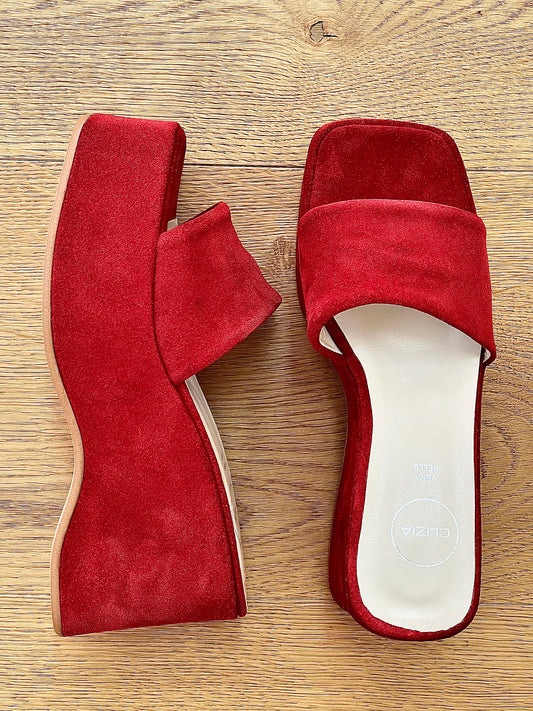 CONNIE RED SUEDE