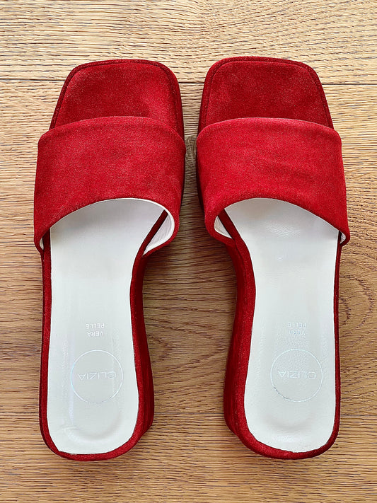 CONNIE RED SUEDE