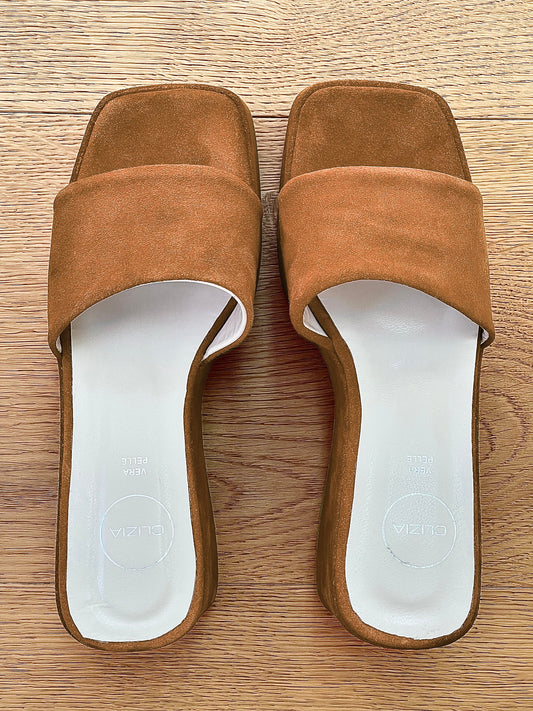 CONNIE SUEDE LEATHER