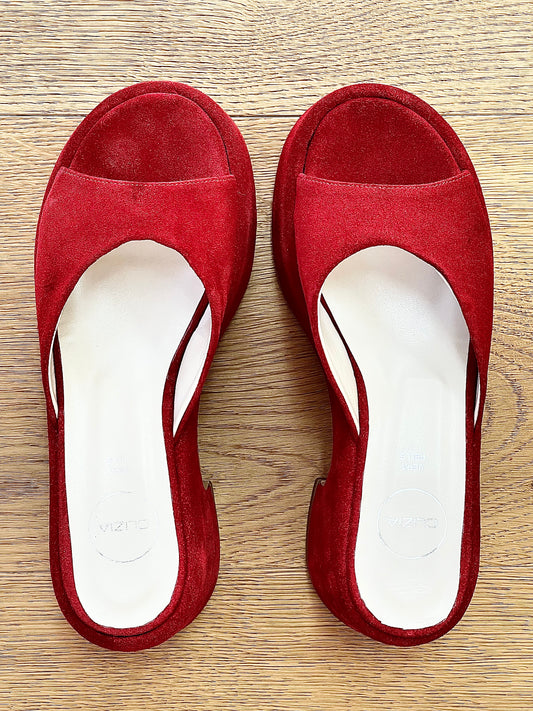 RED SUEDE JACKIE