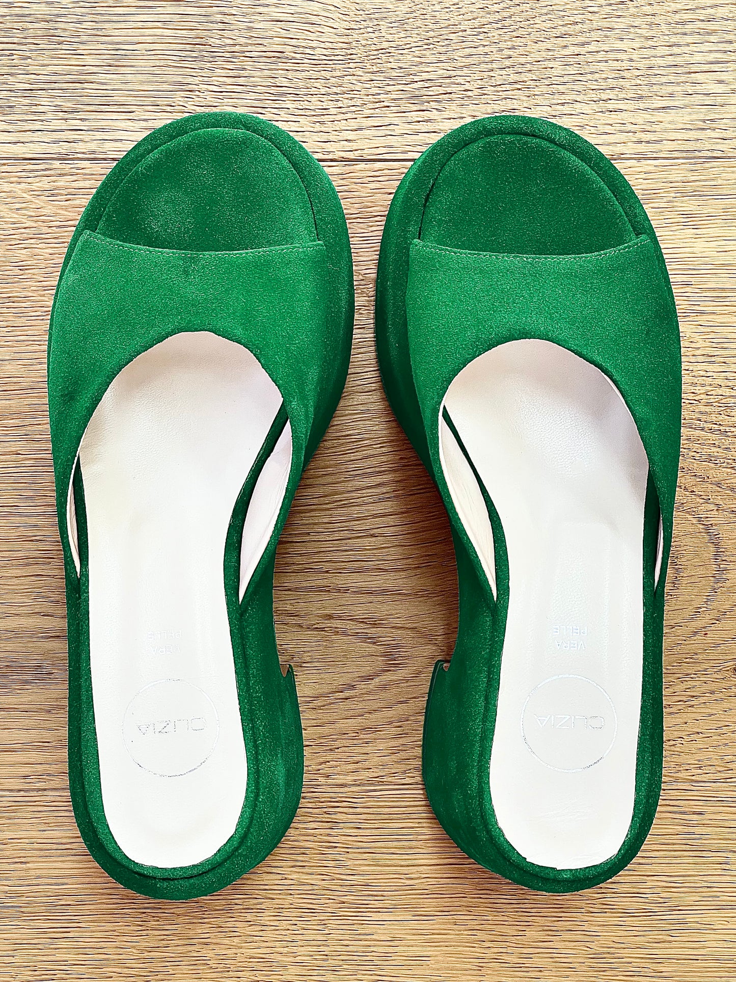 GREEN SUEDE JACKIE